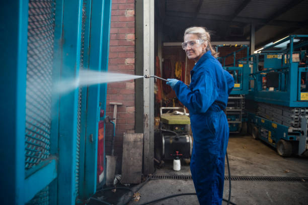 Best Roof Power Washing Services  in North Amityville, NY